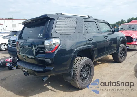 2020 Toyota 4Runner Sr5/Sr5 Premium/Venture/Limited/Night Shade/Trd Off Road/Trd Off Road Premium/Trd Pro z USA, uszkodzony, nr VIN JTEBU5JR7L5752837